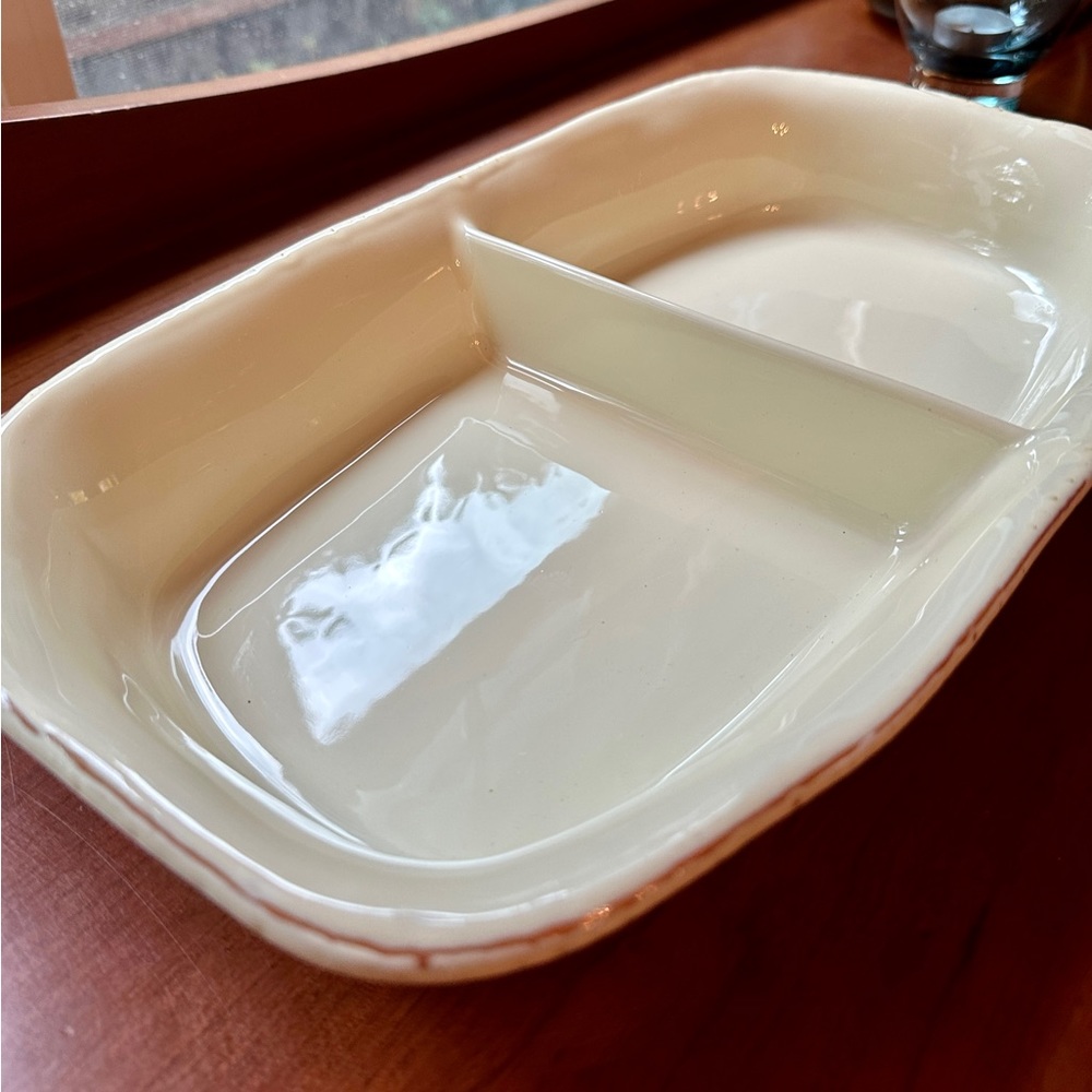 Cucina Fresca VIETRI ITALY 12" Oval Divided Bowl NWOT Crema discontinued